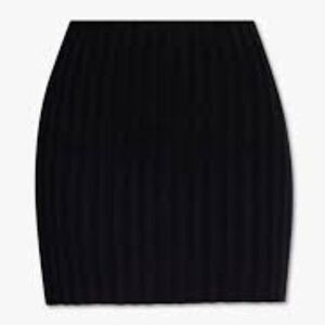 BNWT - COTTON CITIZEN CAPRI JET BLACK MINI SKIRT - XS